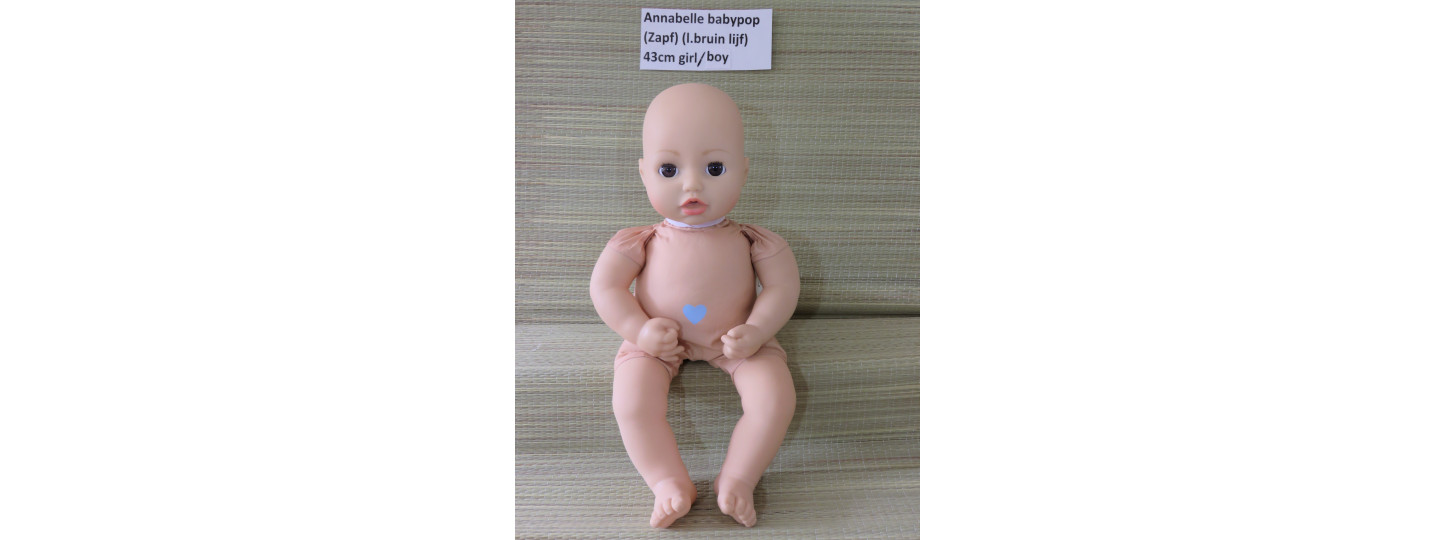 Annabelle 43cm (bruin stoffen lijf) 